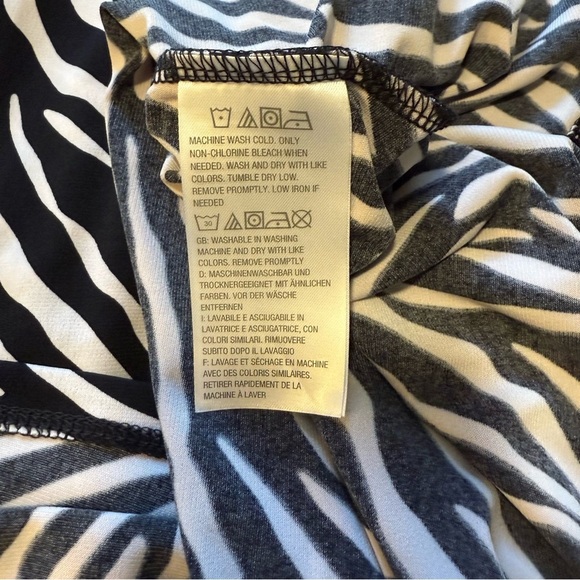 NWOT Susan Graver Liquid Knit Sleeveless Tiered Dress - Picture 4 of 5